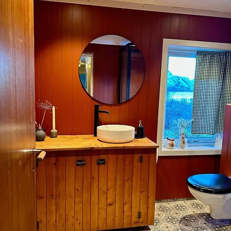 Perla In Lofoten - Big And Cosy Lofoten House Close To The Sea Feriehus *