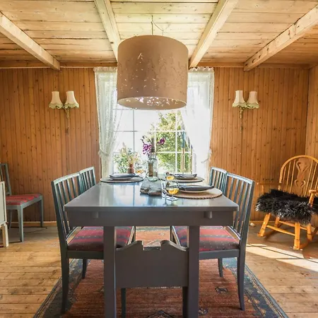 Perla In Lofoten - Big And Cosy Lofoten House Close To The Sea Feriehus Sundklakk