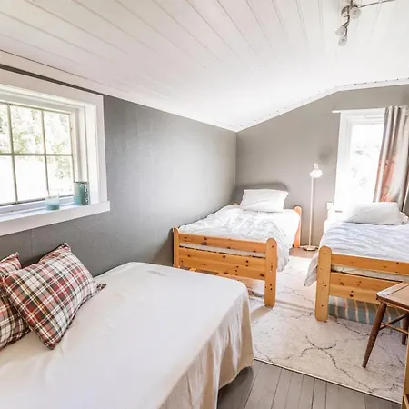 Perla In Lofoten - Big And Cosy Lofoten House Close To The Sea * Sundklakk