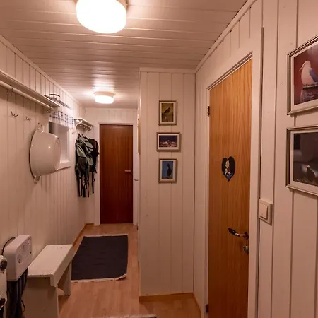 Perla In Lofoten - Big And Cosy Lofoten House Close To The Sea Feriehus
