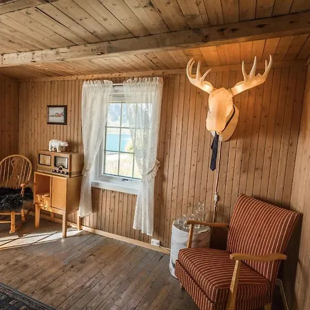 Perla In Lofoten - Big And Cosy Lofoten House Close To The Sea *