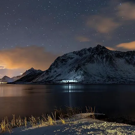 Feriehus Perla In Lofoten - Big And Cosy Lofoten House Close To The Sea