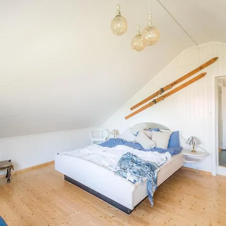 Perla In Lofoten - Big And Cosy Lofoten House Close To The Sea *