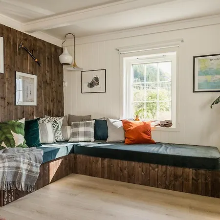 Perla In Lofoten - Big And Cosy Lofoten House Close To The Sea * Sundklakk